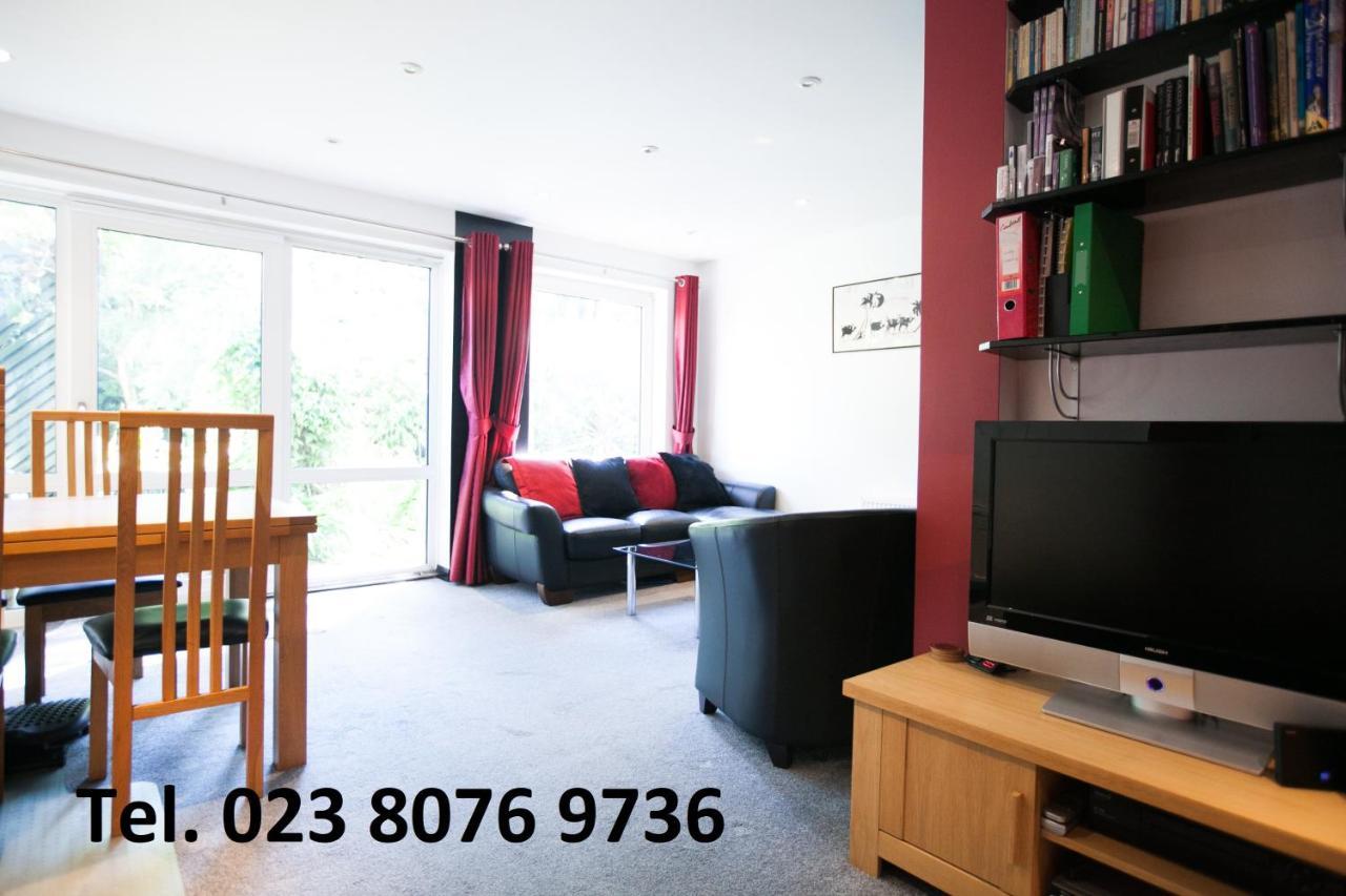 Honest University Apartment 2 Southampton Exterior foto