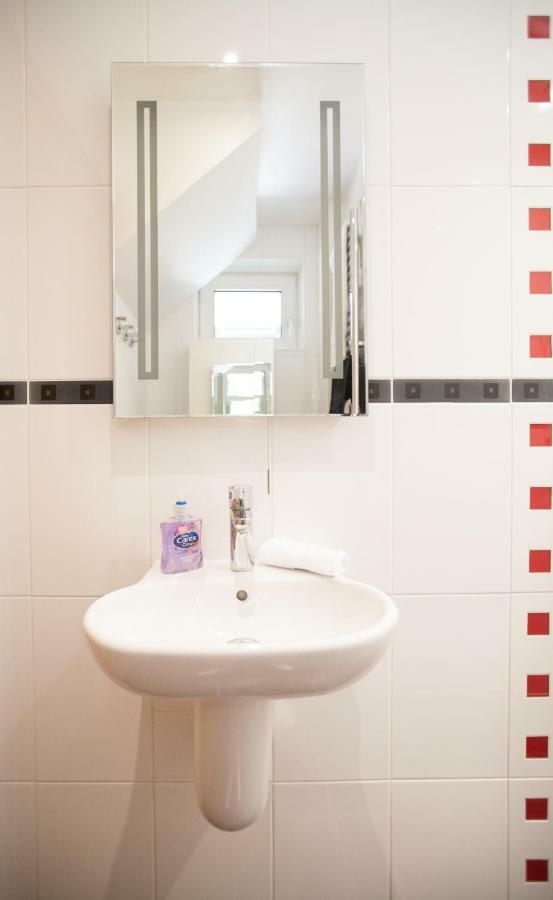 Honest University Apartment 2 Southampton Exterior foto